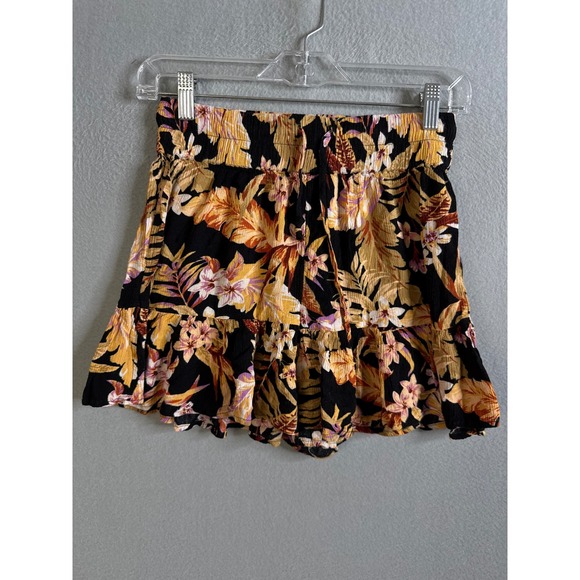 Rip Curl Shorts Women's Small Floral Print Ruffle Smocked Waist - Picture 1 of 8